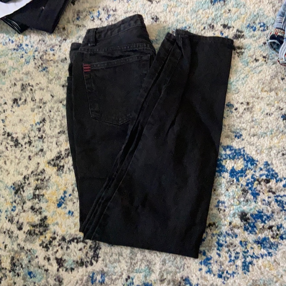 Black mom jeans! Urban outfitters